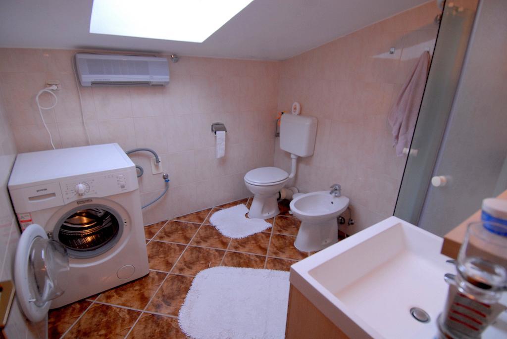 Guesthouse Konti Rijeka Værelse billede